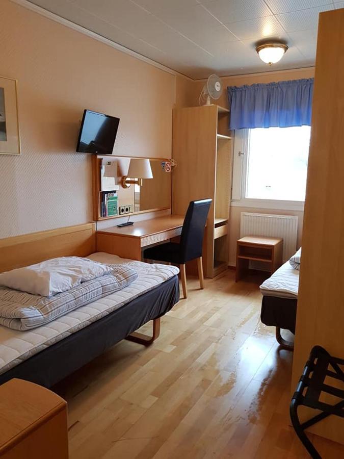 Haknaes Vandrarhem Järna Exterior foto
